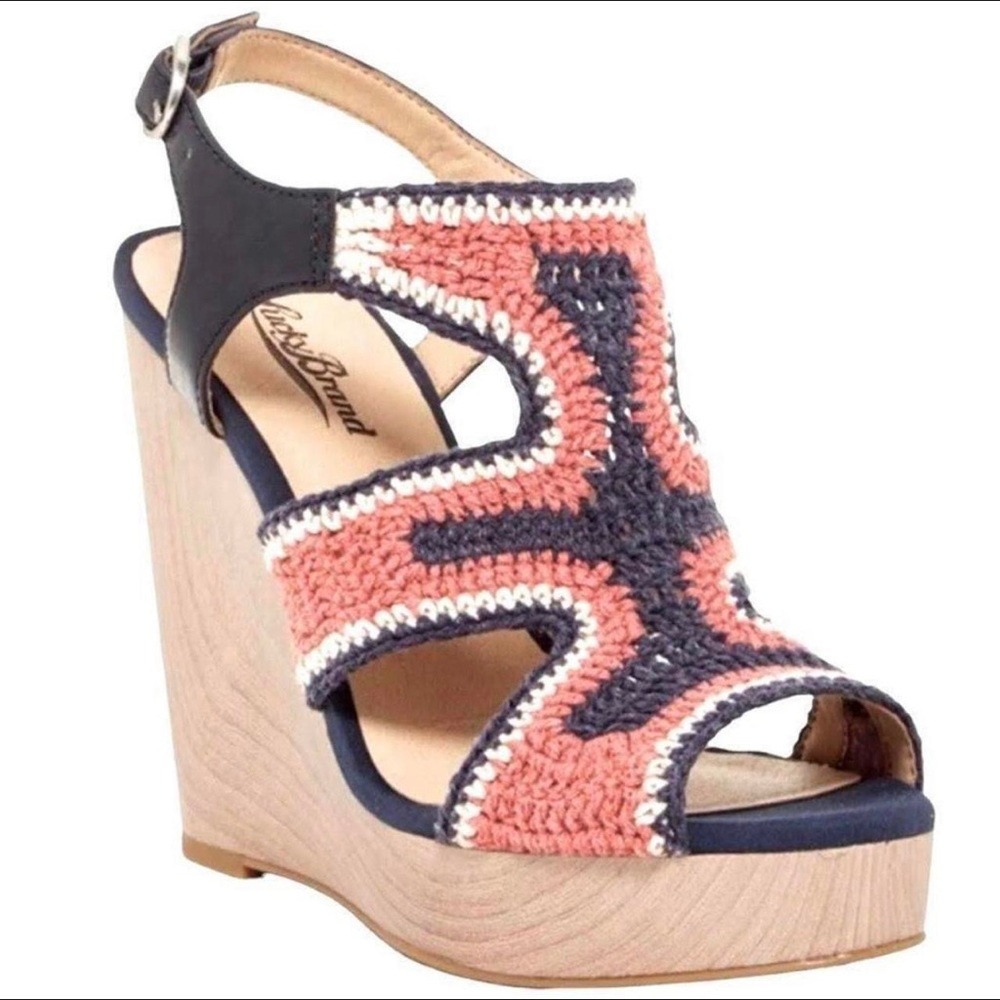 Lucky brand multicolor crochet platform wedges 🕺🏻
